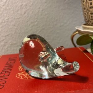 VTG HANDMADE SOLID HEAVY SMALL CLEAR GLASS PIG FANTASIA MCM PAPERWEIGHT